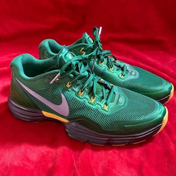 Nike Lunar TR1 Oregon Ducks Sneakers in Apple Green - Picture 1 of 8